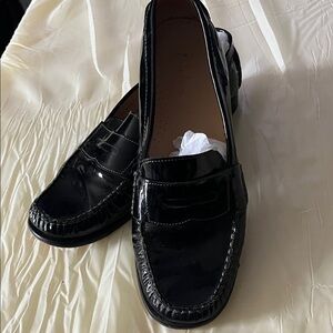 Cole Haan size 91/2 Classic Black Loafers for Men